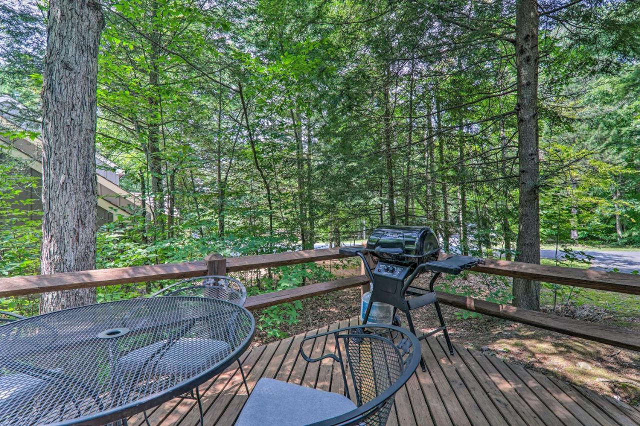 Quiet Getaway With Deck Less Than 1 Mi To Jack Frost Resort! Лейк-Хармони Экстерьер фото